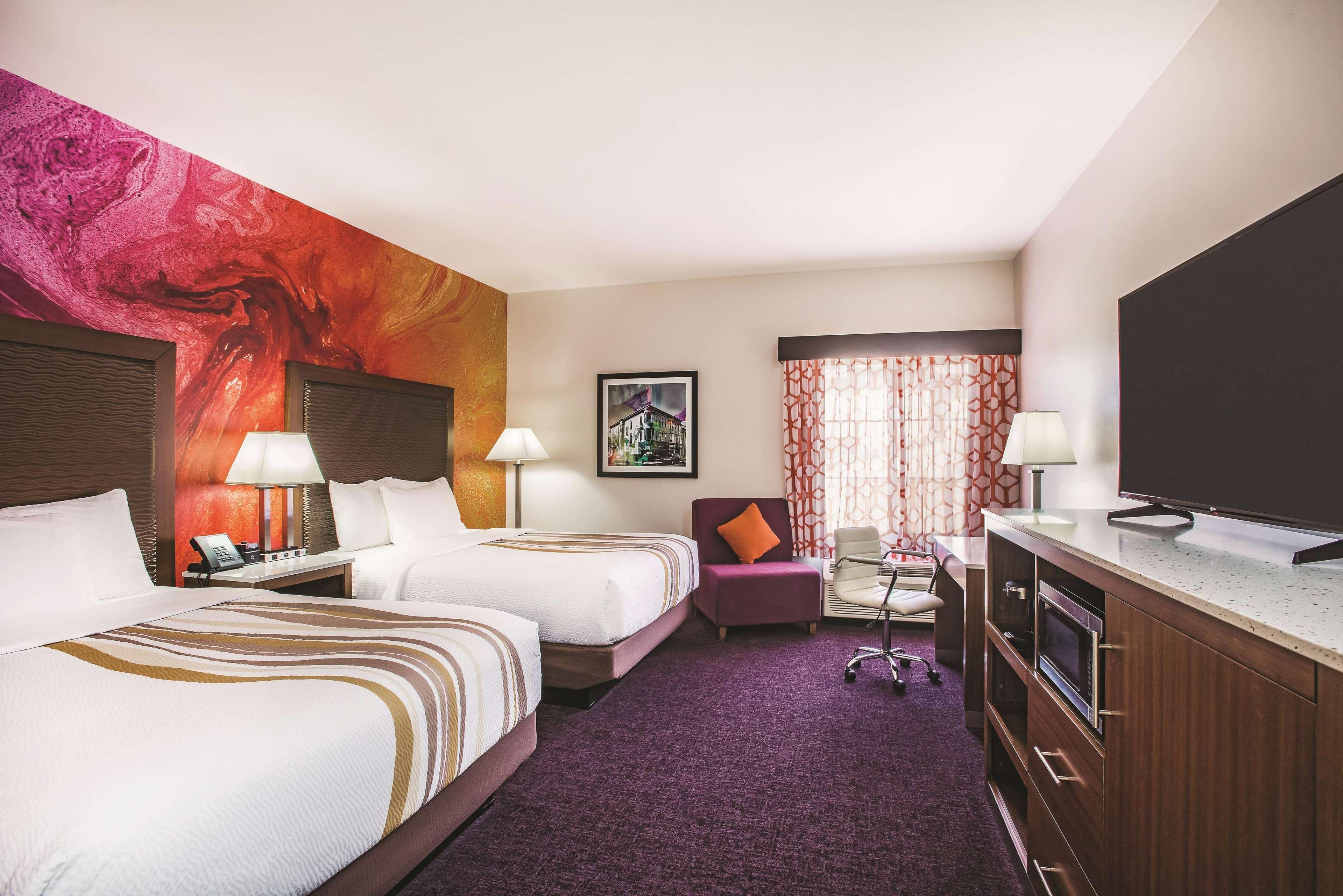 Hotel La Quinta By Wyndham Chambersburg Exterior foto