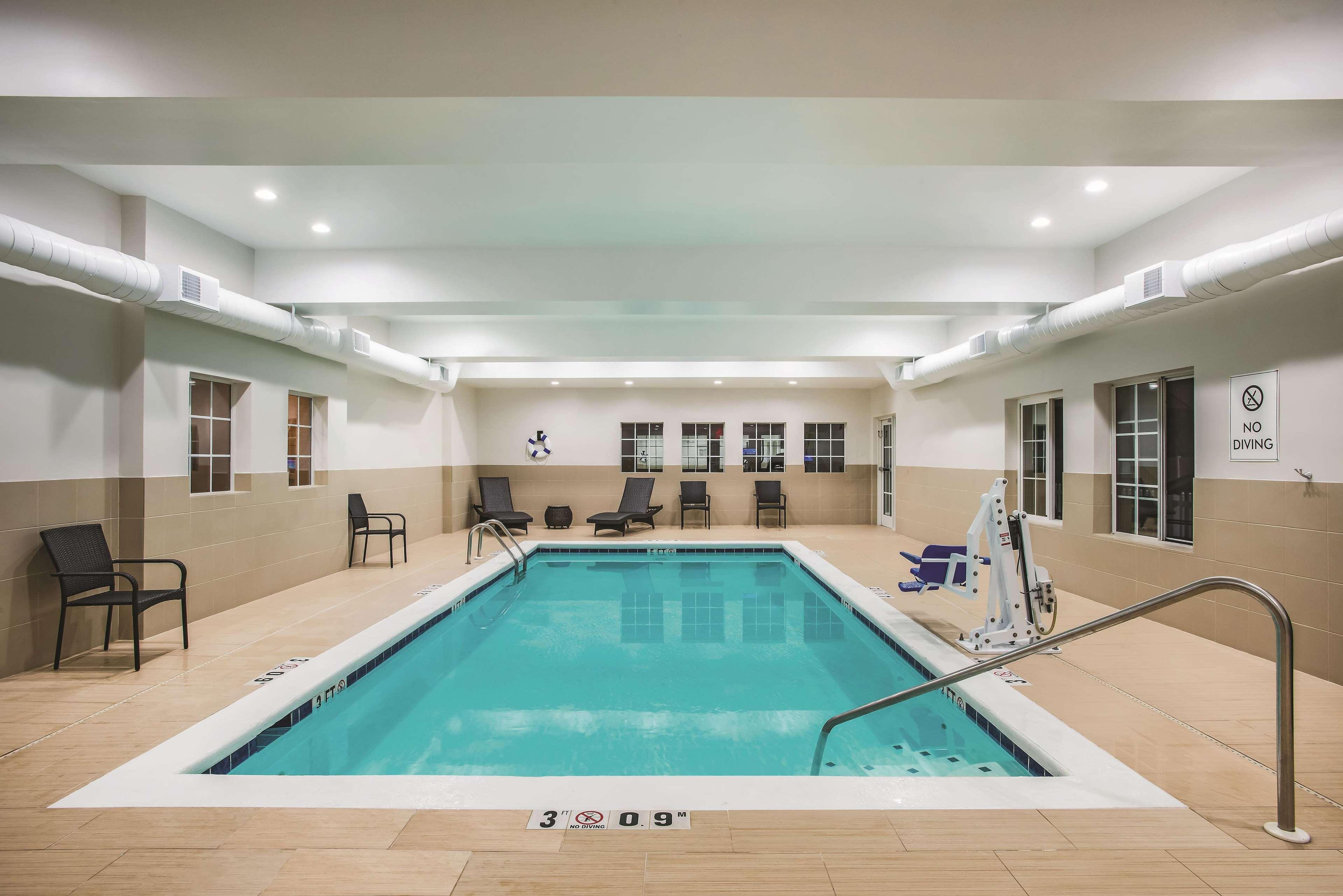 Hotel La Quinta By Wyndham Chambersburg Exterior foto